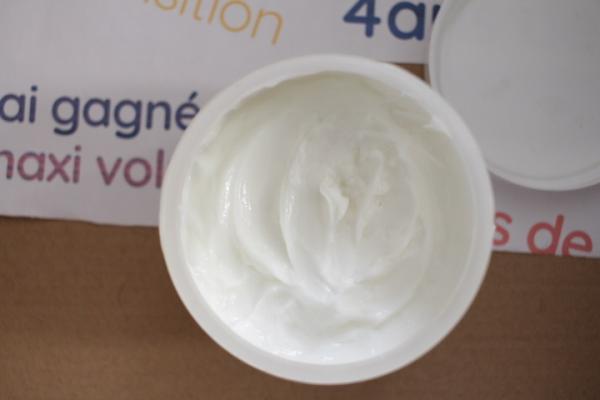 creme hydratante pour cheveux peu poreux